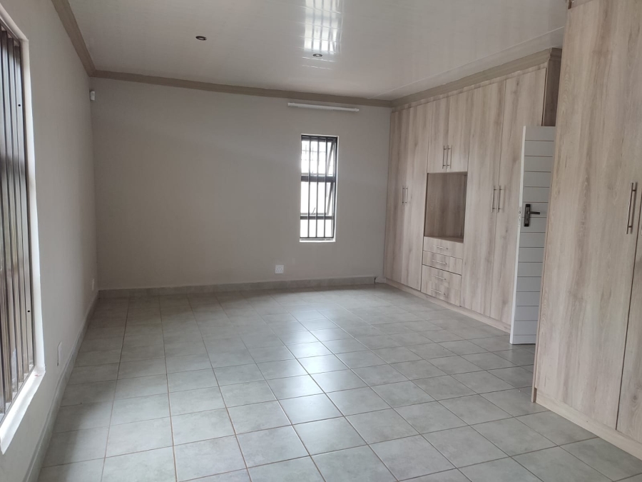 To Let 3 Bedroom Property for Rent in Koster North West
